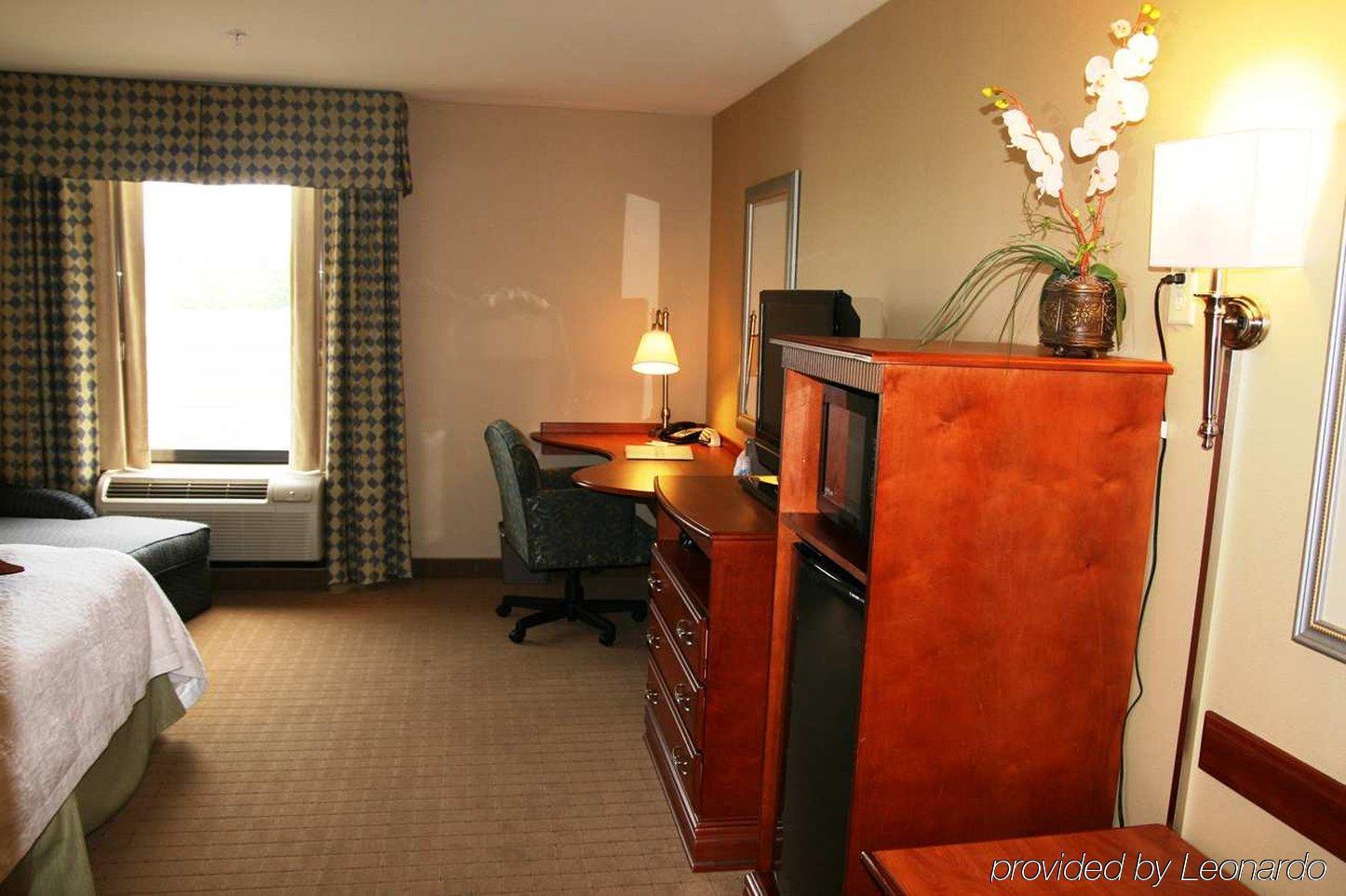 Hilton Garden Inn Hartford South/Glastonbury Room photo